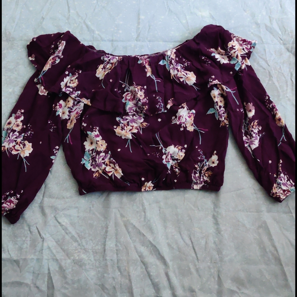 Ruffle Croptop